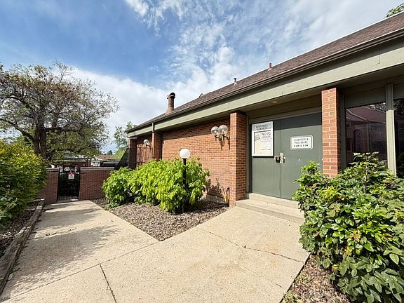 4th image of 1160 S Foothill Dr APT 225