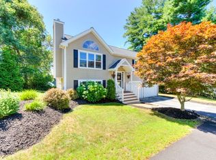 2 Matteo St, Worcester, MA 01606