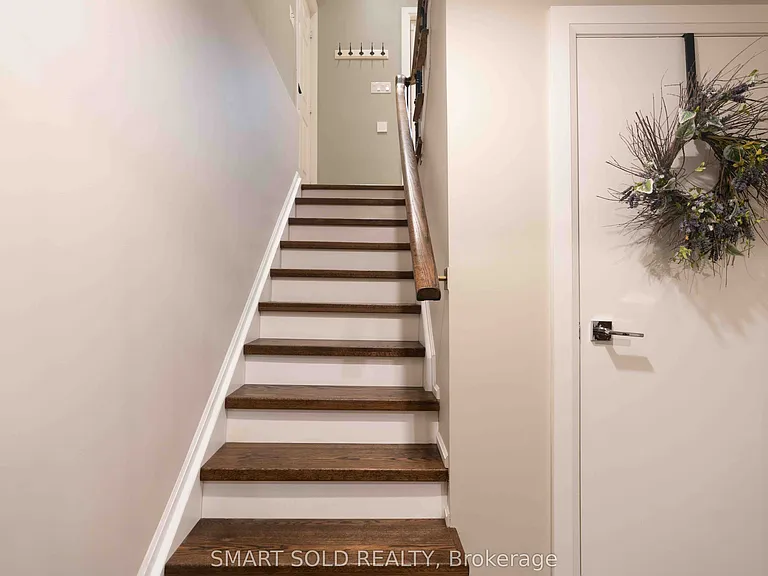 107 Arnold Ave — Photo 45