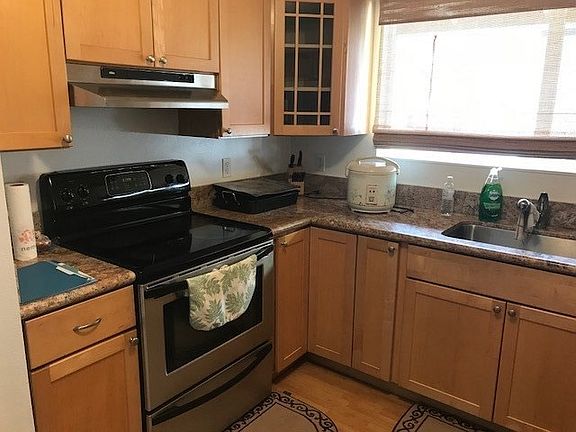 3rd image of 1273 W Hiahia St