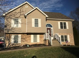 348 Wyndale Dr, Princeton, WV 24739