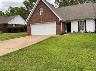 112 Laveta Ln, Camden, TN 38320