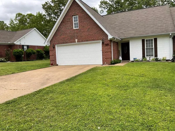 112 Laveta Ln, Camden, TN 38320