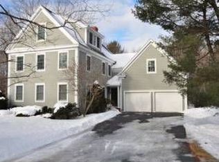 7 Middle St S, Freeport, ME 04032