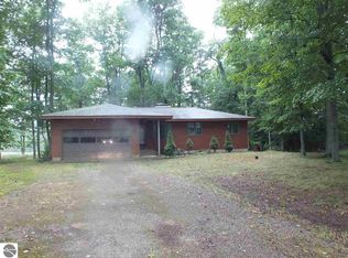 10764 E Murray Ct, Suttons Bay, MI 49682
