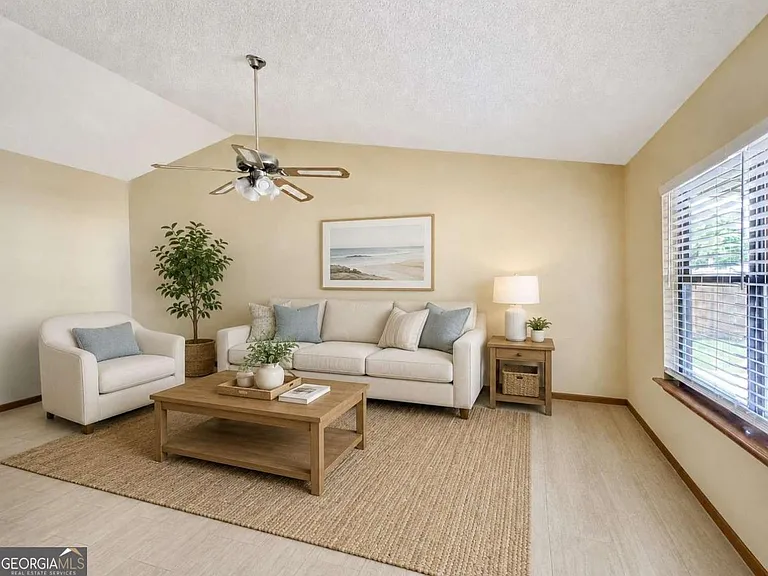 603 Plantation Village Dr — Photo 10