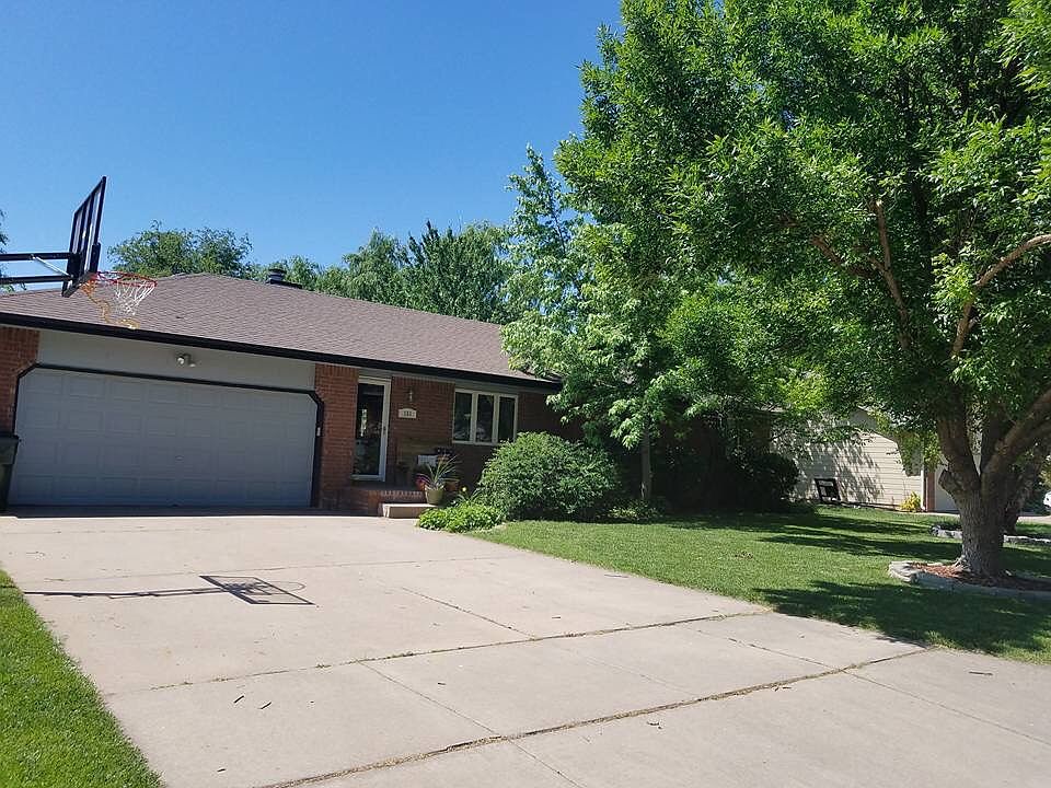 205 W Cedar Ct, Colwich, KS 67030 Zillow
