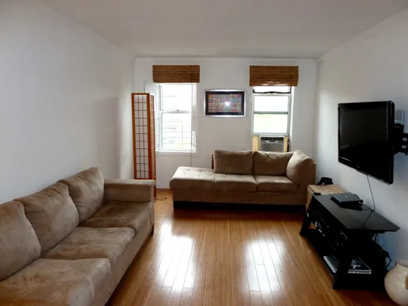 2102 Holland Ave APT 6C, Bronx, NY 10462