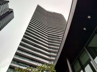 117 McMahon Dr #3202, Toronto, ON M2K 0E4