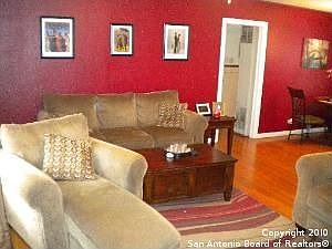2nd image of 346 Savannah Dr