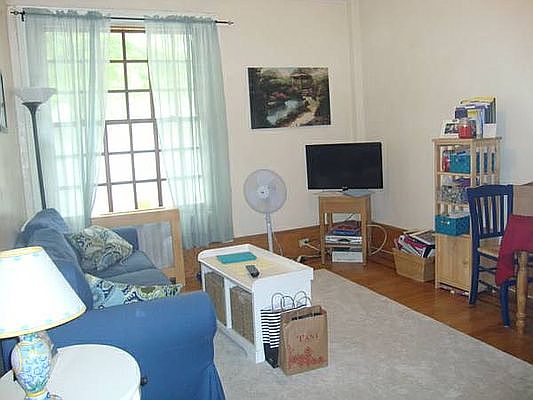 1st image of 527 Cathedral Pkwy #2