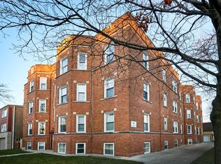2914 W Rosemont Ave #1, Chicago, IL 60659
