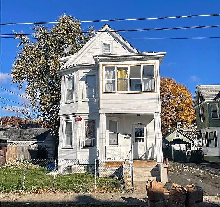 1st image of 13 Highland Ave