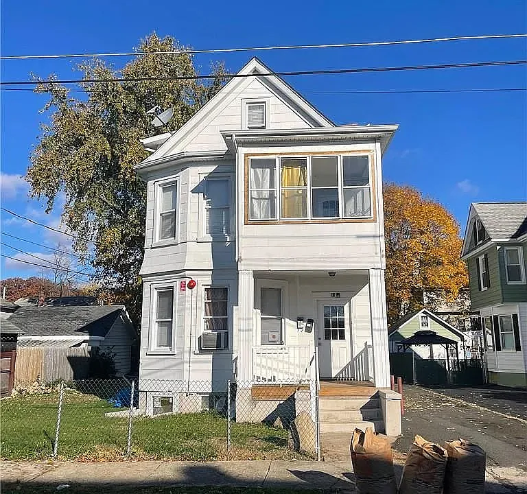 13 Highland Ave