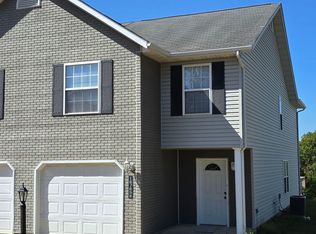 16765 Huntington St #B, Saint Robert, MO 65584