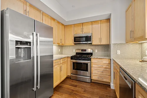 1501 Commonwealth Ave #409 Photo 1