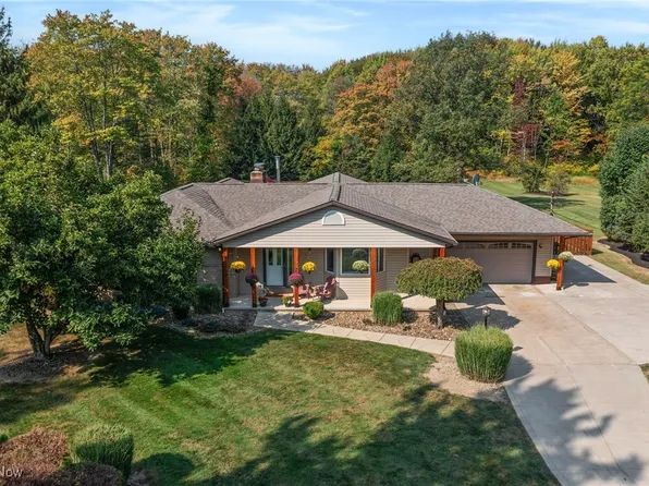 2316 Ridge Rd, Hinckley, OH 44233