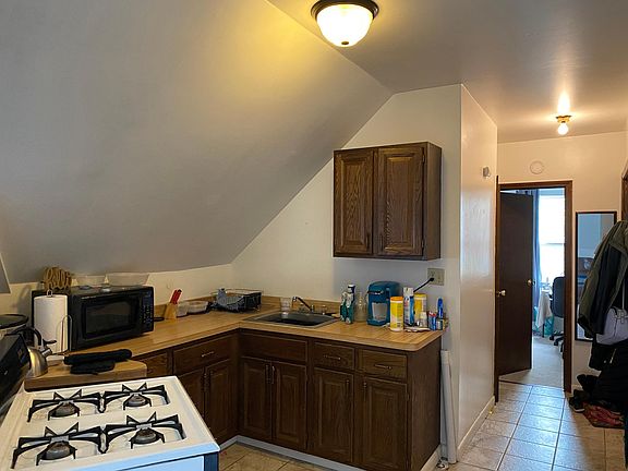 3rd image of 1007 Elmwood Ave
