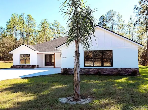 5650 W Conestoga St, Beverly Hills, FL 34465