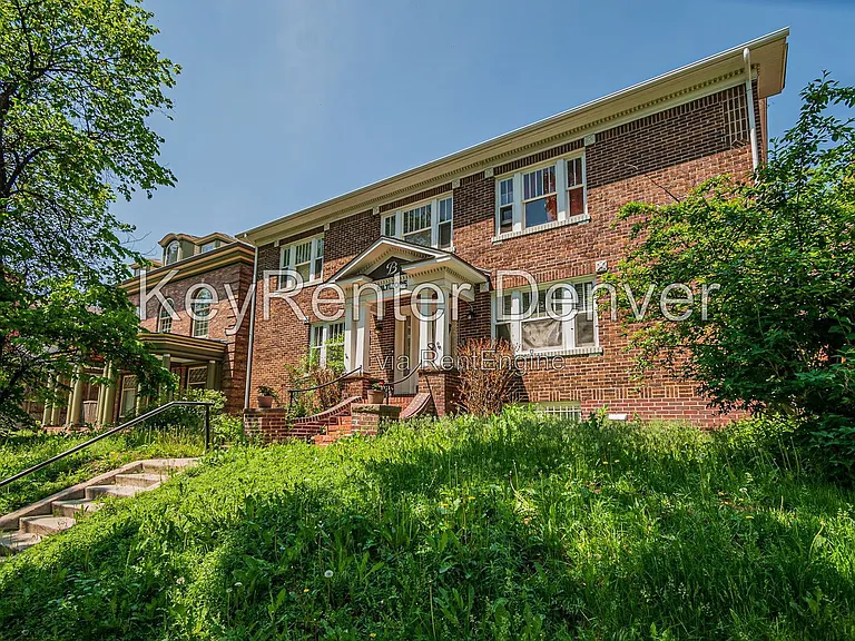945 N Washington St #100 — Photo 50