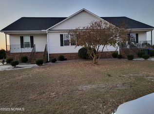2120 Oak Bend Dr #A & B, Greenville, NC 27834