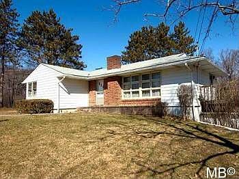 1st image of 32 Creeden Dr