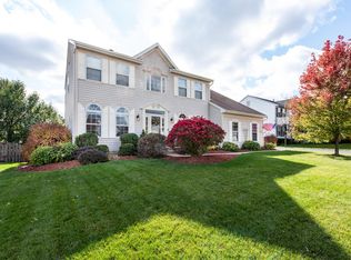 473 Nuthatch Way, Lindenhurst, IL 60046