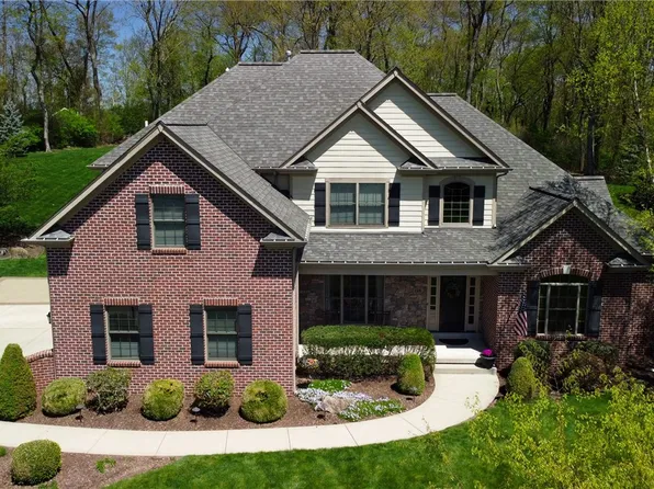 124 Field Brook Ln, Gibsonia, PA 15044