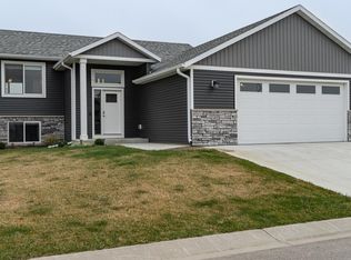 1402 6th Ave SE, Kasson, MN 55944