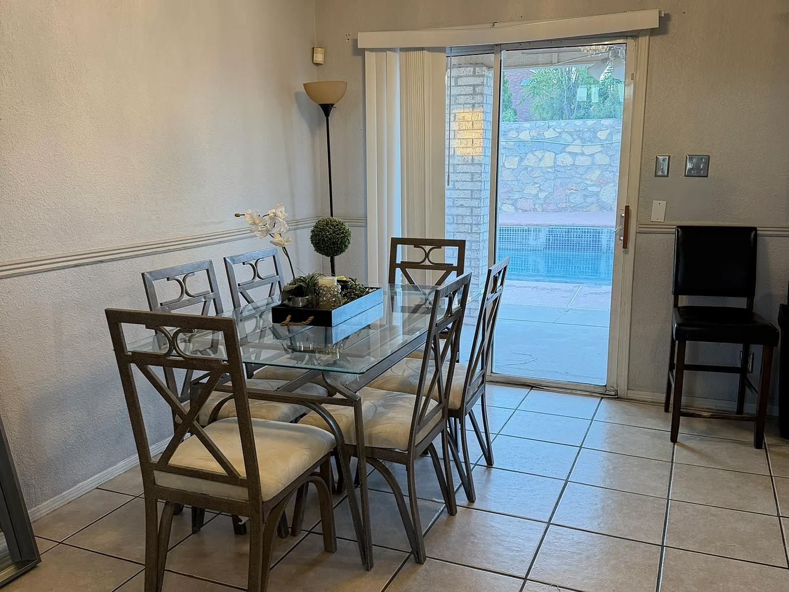 4 bed, 1661 sqft, $600 — Photo 3