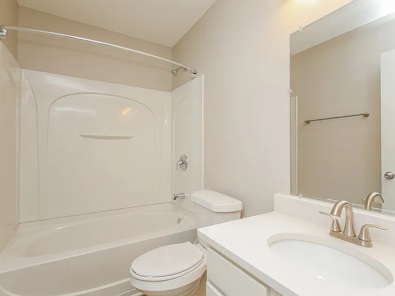 225 Comet Ct — Photo 15