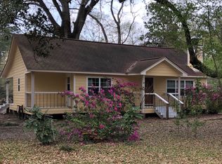 90 Hooks Rd, Lumberton, TX 77657