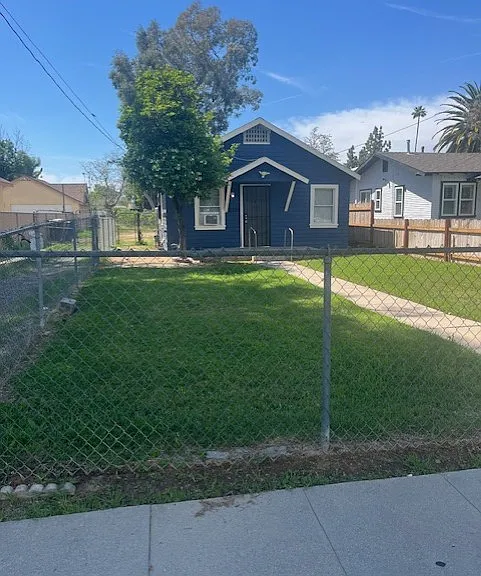 6731 Palm Ave — Photo 2