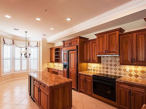 2nd image of 110 Island Plantation Ter APT 202