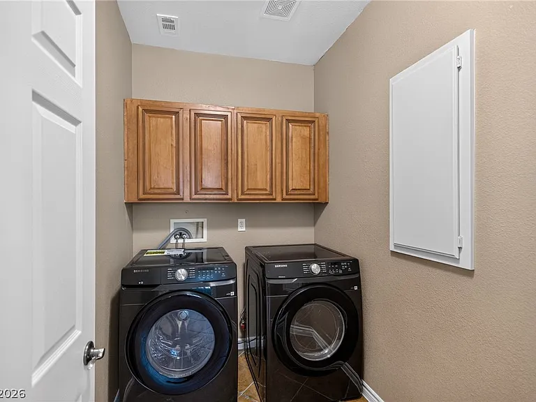 8307 Ivy Leaf St — Photo 12