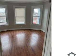 1389 Pembroke St #2, Bridgeport, CT 06608