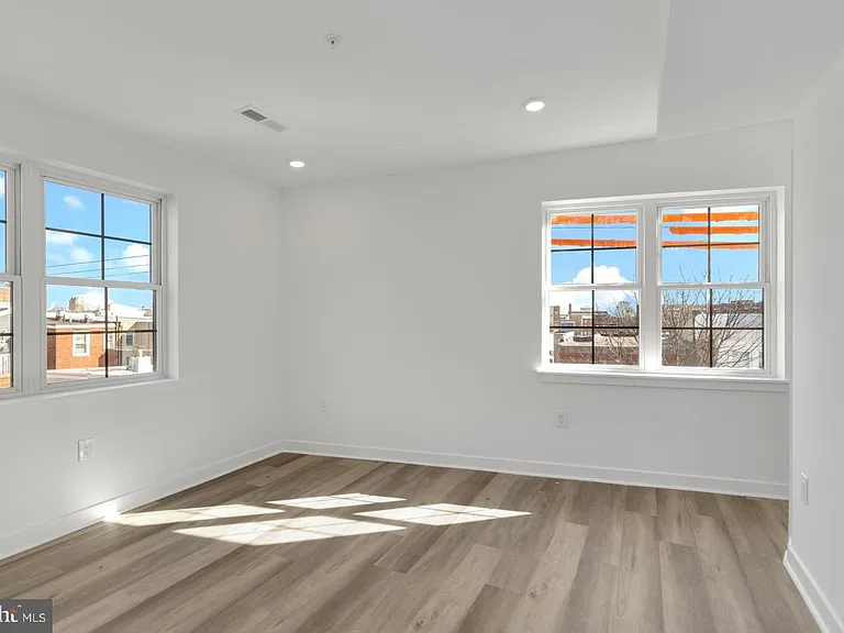 1116 S 7th St #2 — Photo 17
