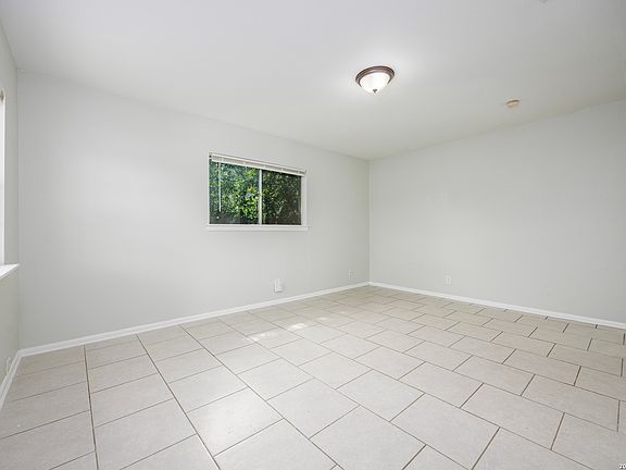 4th image of 4442 SUMMER SUN LN