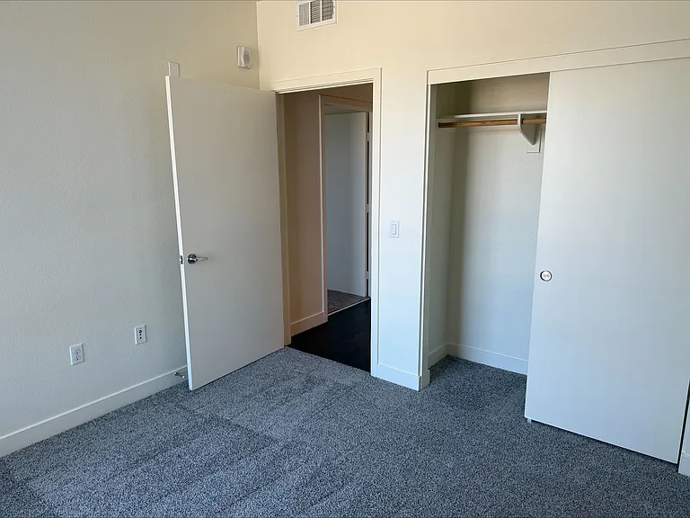Mission Lofts — Photo 67