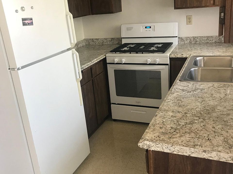 2nd image of 1314 W 168th St APT 208