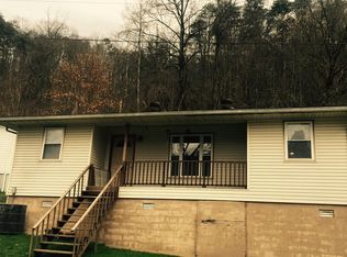 570 Arrowwood Dr, Happy, KY 41746