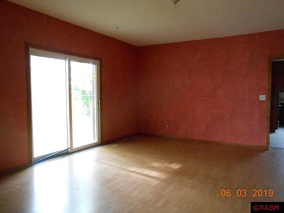 4th image of 22280 371st Ave
