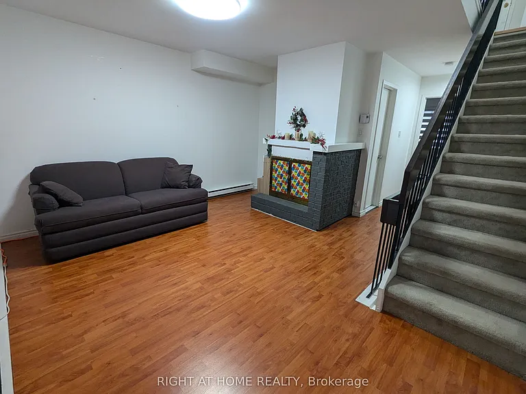 20 Hainford St #2 — Photo 11
