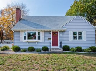 29 Donna St, Enfield, CT 06082