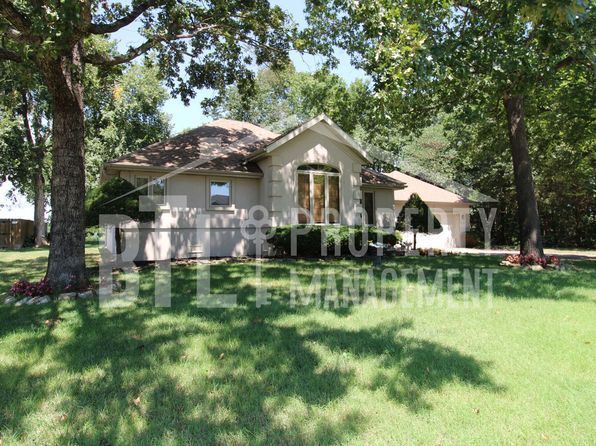 271 Loganberry Rd