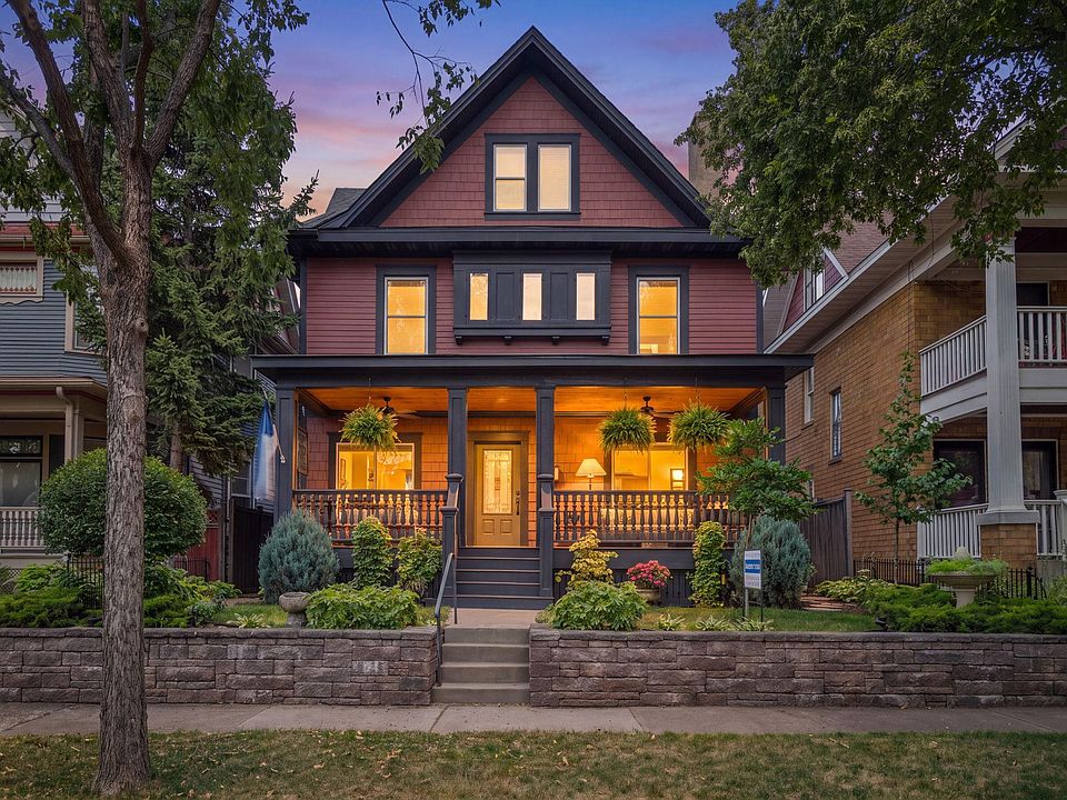 1st image of 847 Ashland Ave