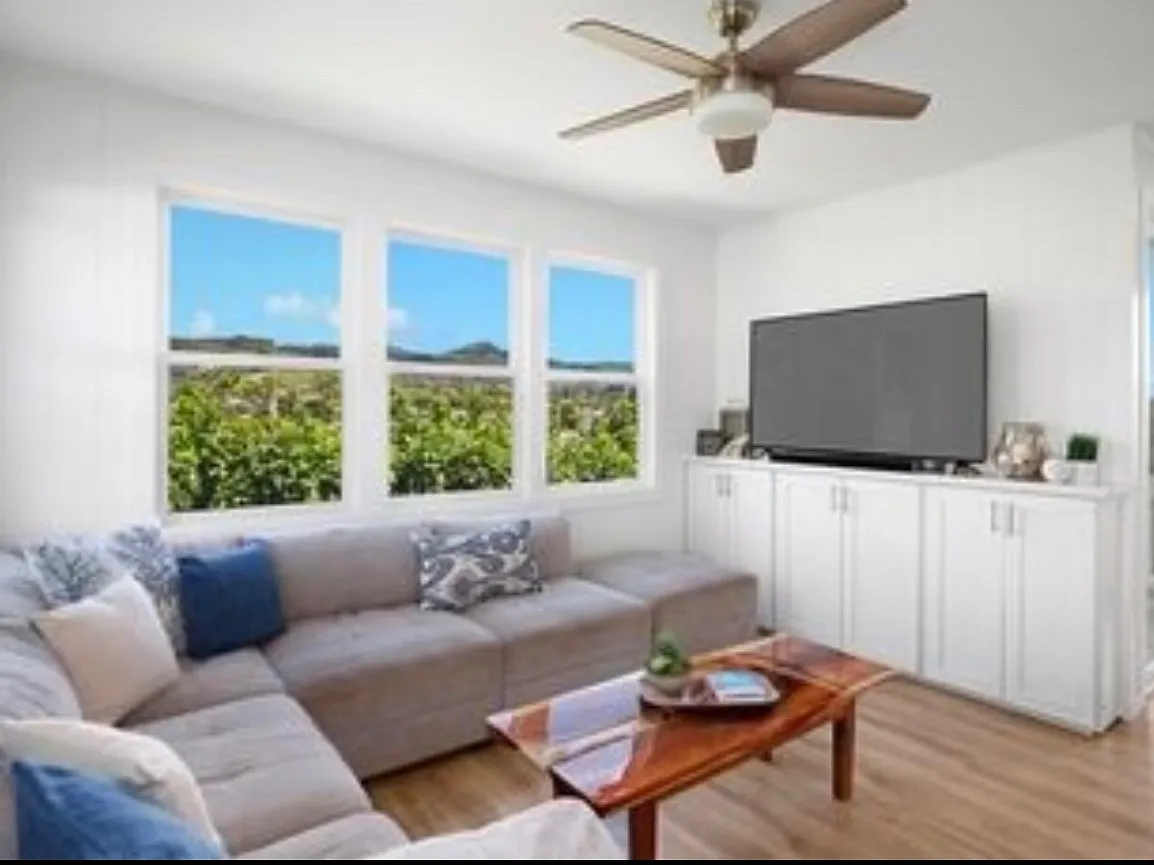 2515 Texeira Loop — Photo 3