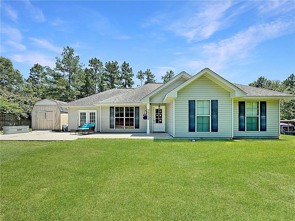 1st image of 20368 Fairhaven Rd