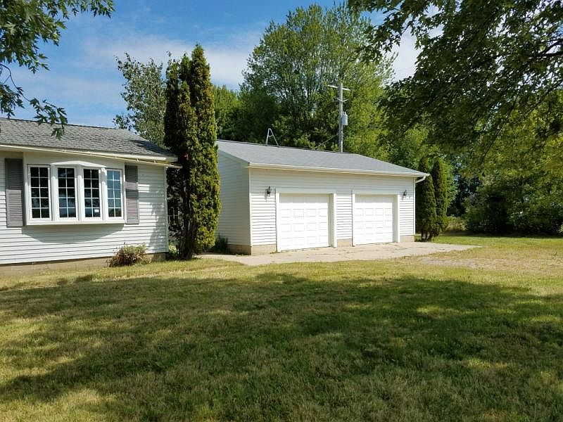2nd image of 2242 Deckerville Rd