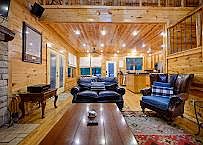 3rd image of 560 Southern Hills Cir